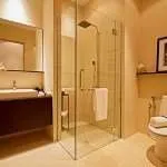 Type C2 Common Bathroom